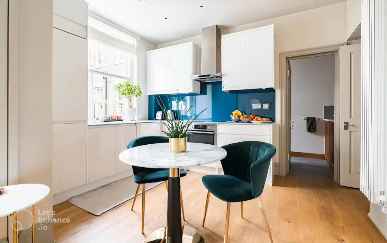 Stylish And Modern Flat In Fulham